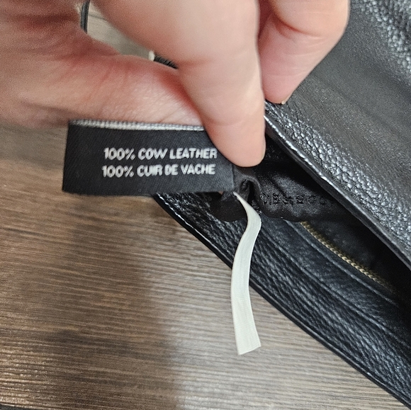 Marc Jacobs Pebbled leather Crossbody - Picture 5 of 10